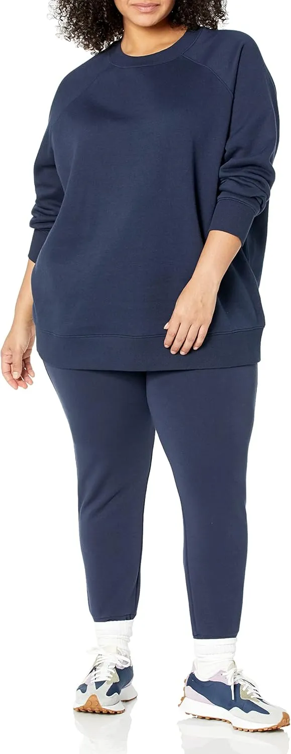 Amazon Essentials Women's Relaxed-Fit Crewneck Pullover Long-Sleeve Sweatshirt (Available in Plus Size)