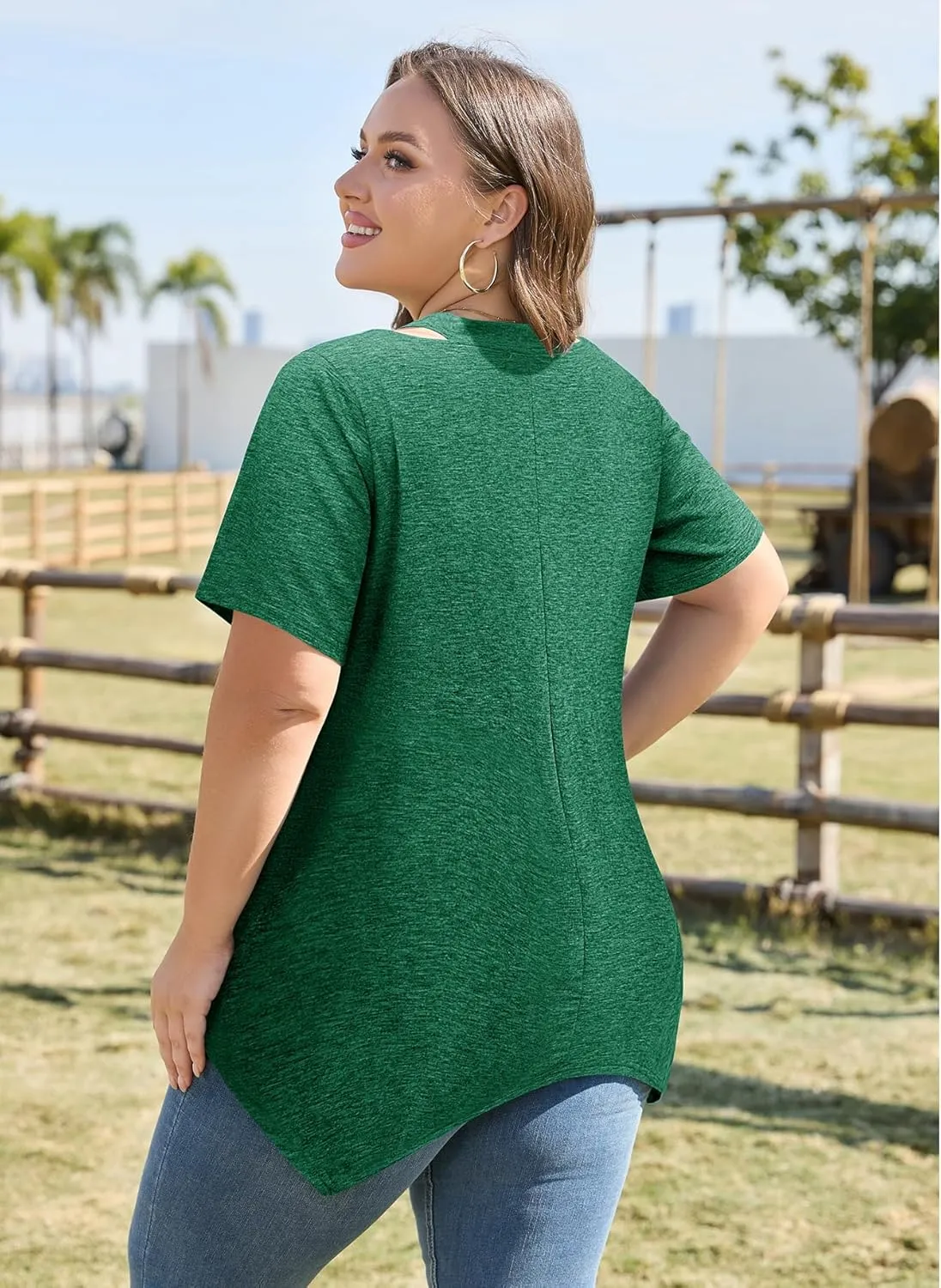 Amrto Women Plus Size Tops Cut Out V Neck 3/4 Sleeve Blouses Dressy Casual Tunic Tops to Wear with Leggings