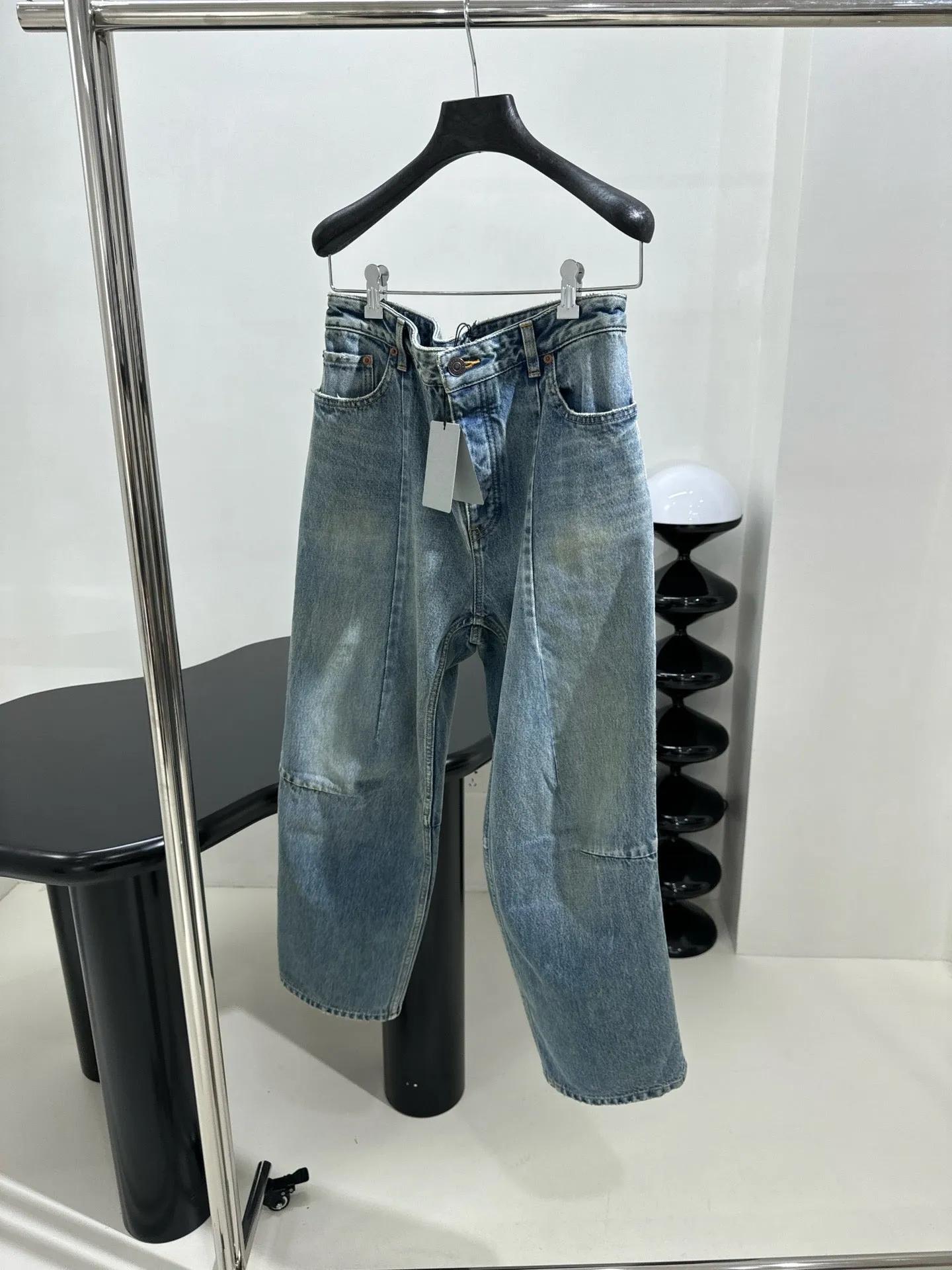 CLTH426 Balenciaga Women's Loose Fit Pants