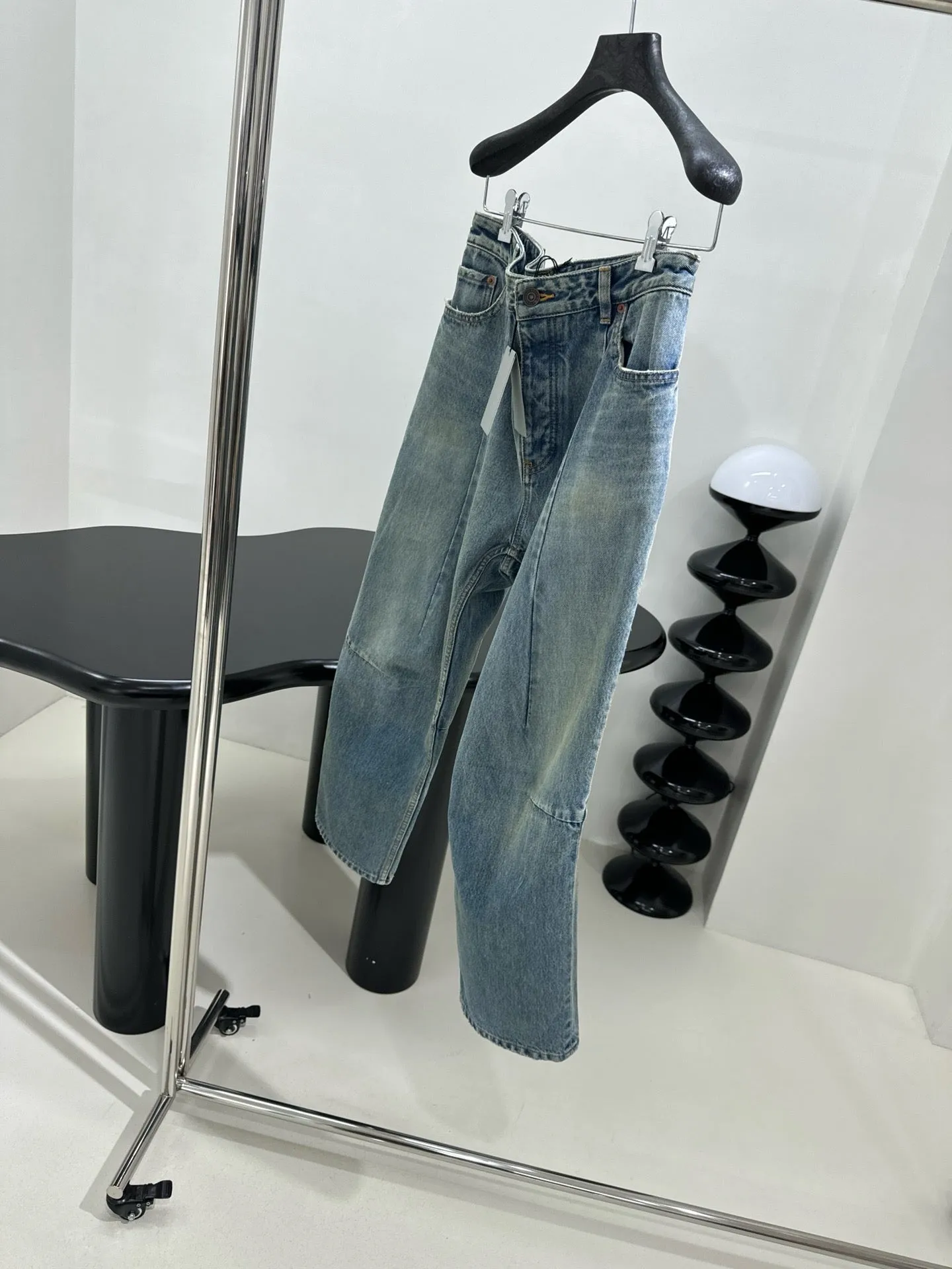 CLTH426 Balenciaga Women's Loose Fit Pants