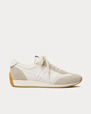 Hank Snow White / Beige Low Top Sneakers