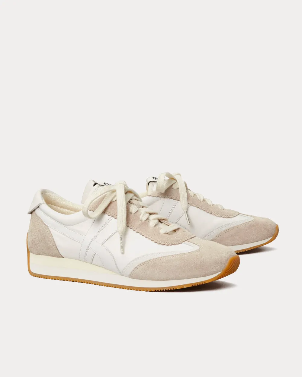 Hank Snow White / Beige Low Top Sneakers