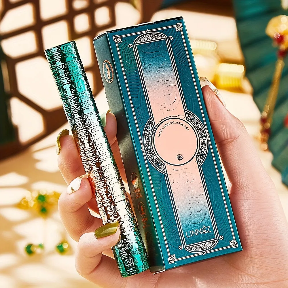 Intense Volume Waterproof Mascara Luxe Packaging Striking Lashes
