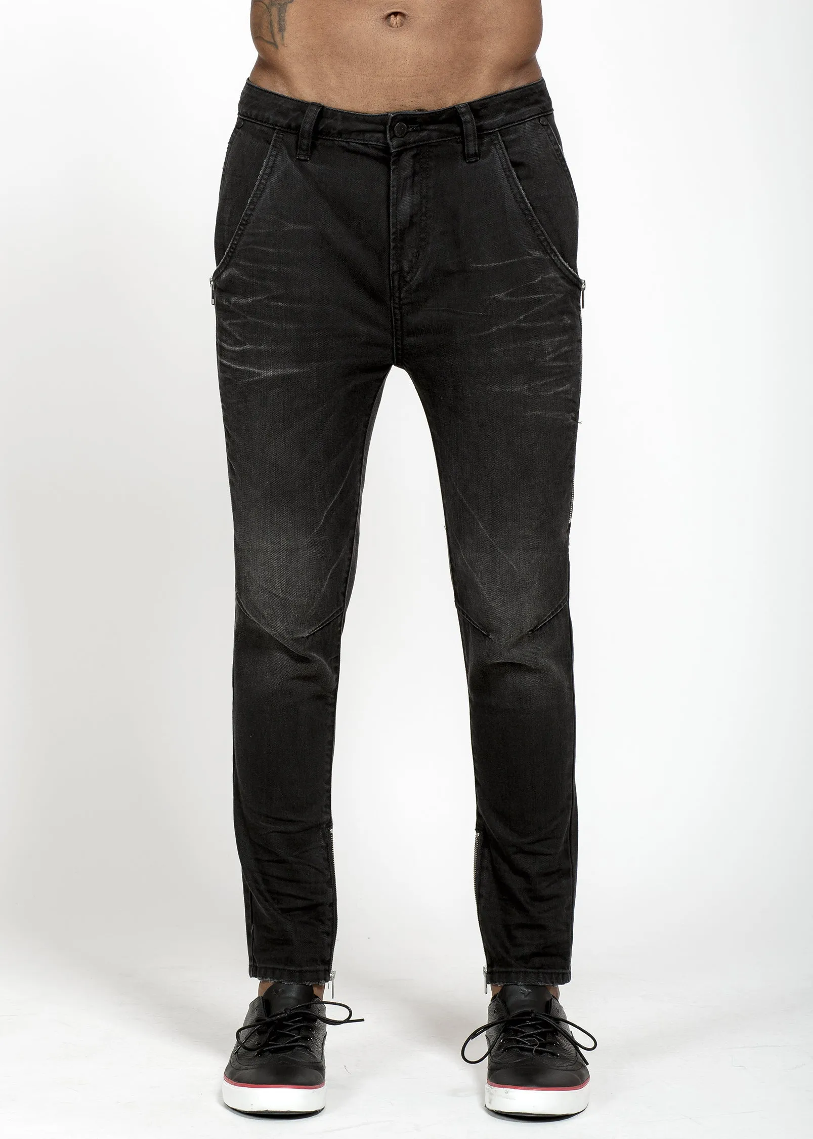 Konus Men's Double Entry Pocket Denim in Black