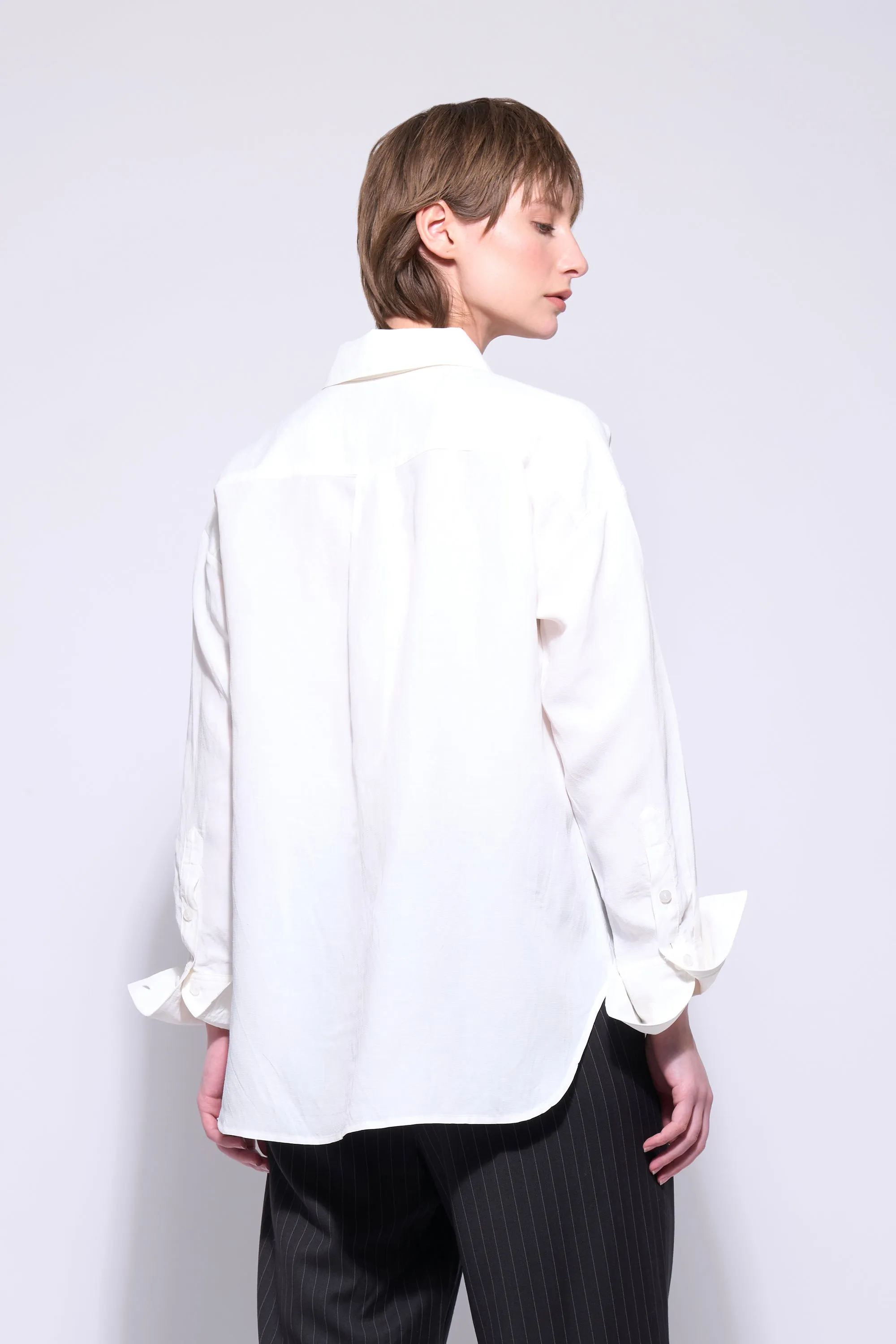 Neris | It Girl Shirt