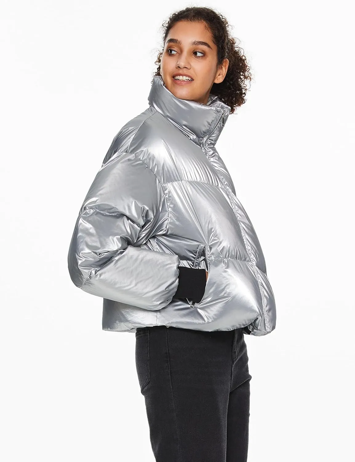 Orolay Shiny Cropped Winter Puffer Jacket for Women Metallic Quilted Down Coat Zip Up