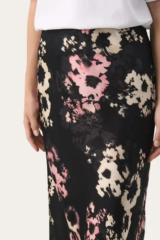 Part Two LaurinaPW Floral Skirt in Black