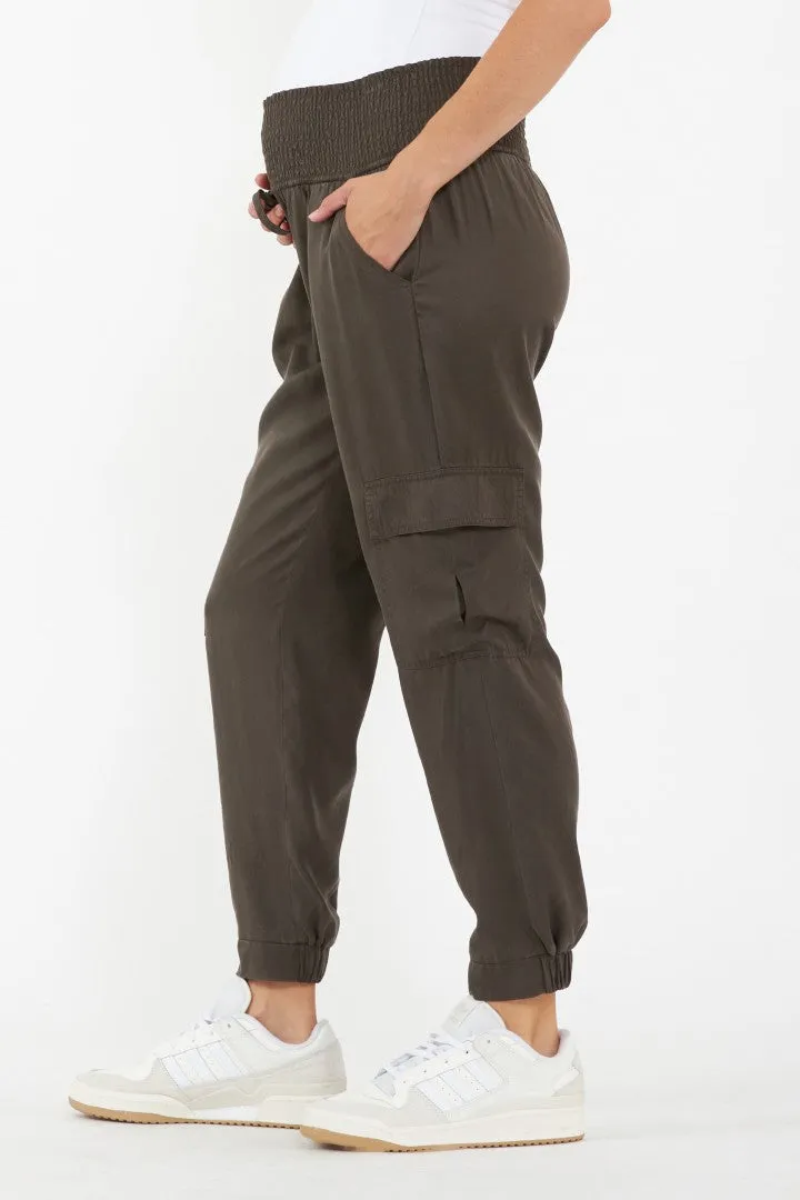 Tencel Off Duty Cargo Pant