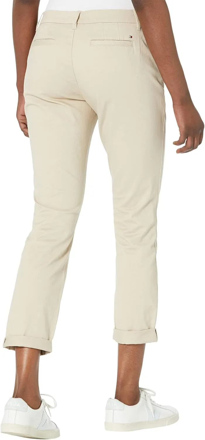 Tommy Hilfiger Women's Hampton Chino Pants  Lightweight Pants With Relaxed Fit